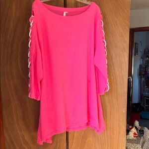 LuLu B Women's Pink Top with Lace-Up Sleeves